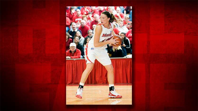 Image of Rachele Fitz playing basketball for Marist University.